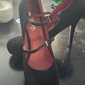 Madeline Women's Black Heels